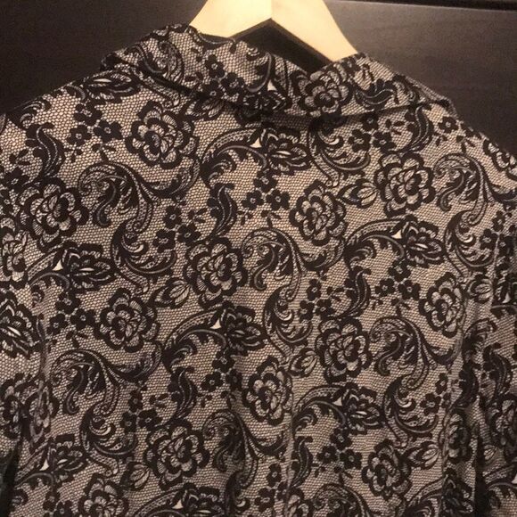 APT 9 Lace Look Cross Front Blouse - Size Large - Picture 8 of 8